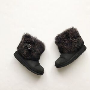 UGG black Ellie fur cuffed boots GUC size 2 youth